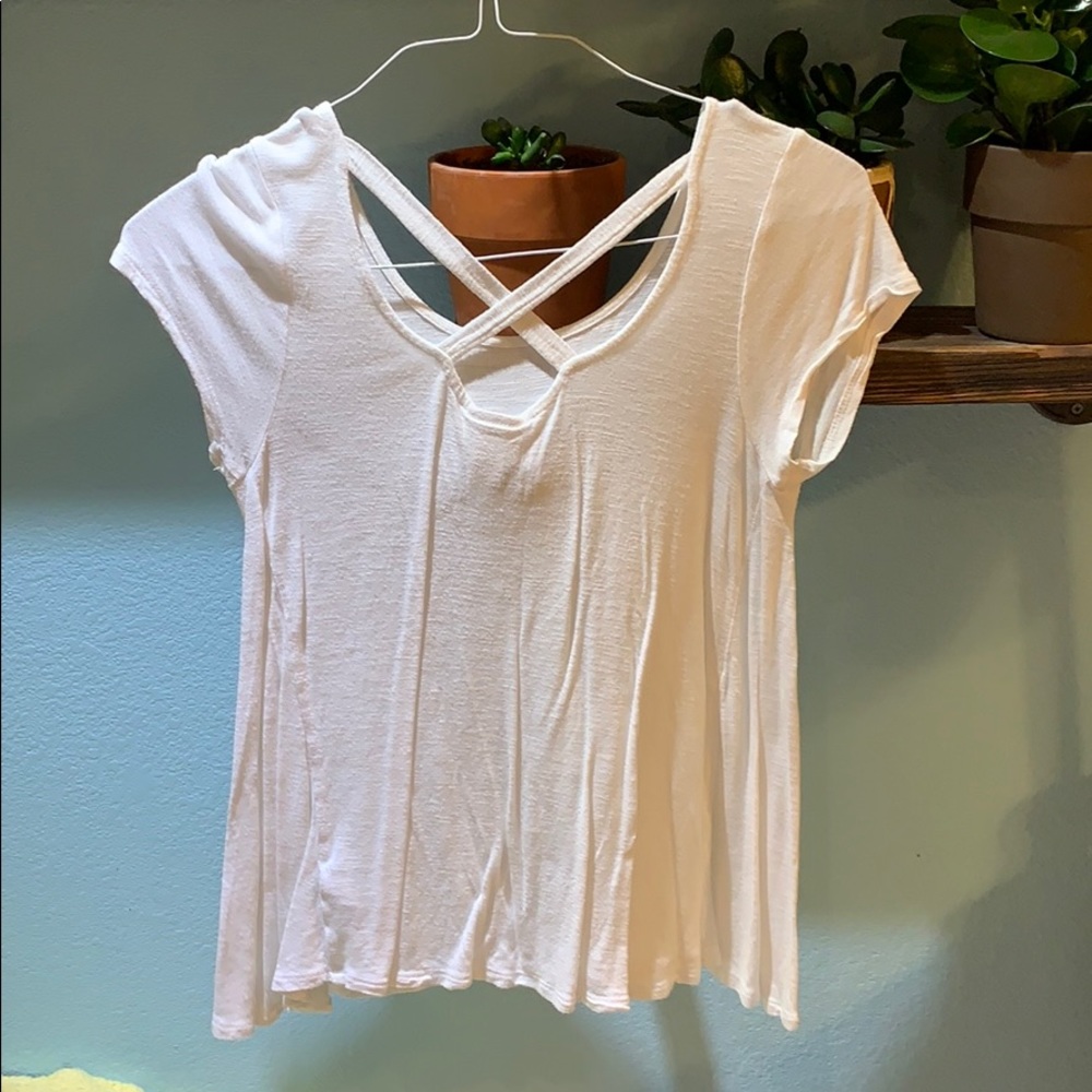 White top - Picture 2 of 2